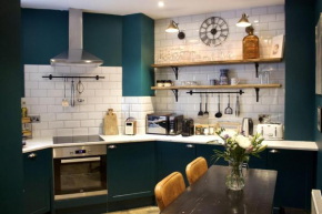 Maisonette with Hot tub at 13 Rivers Street